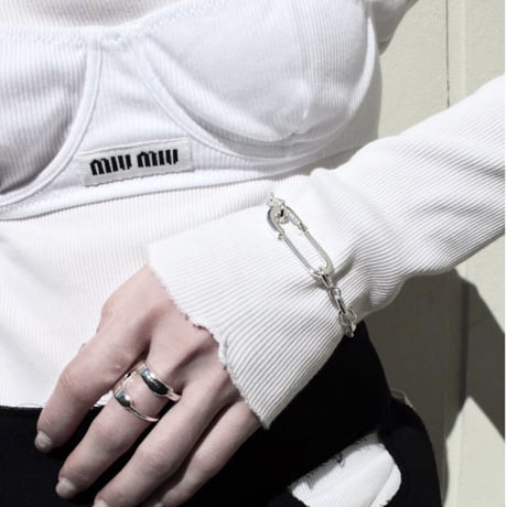 Clicker earcuff ring (one color)