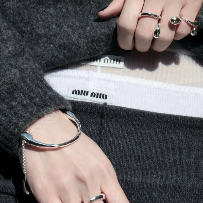 Metal art object bangle | Soierie Online Store