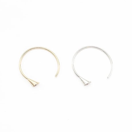 Horn bloom bangle