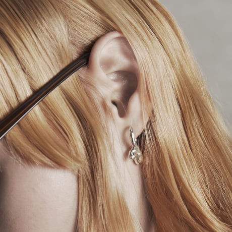Metal art cross hoop pierce (one color)