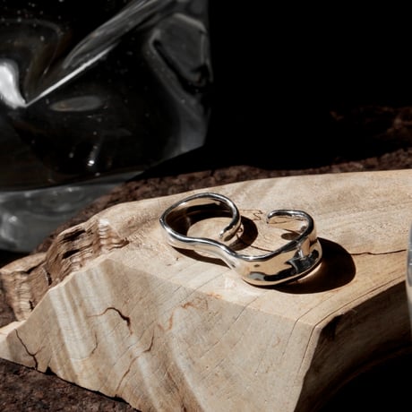 Ribbon cloth w ring