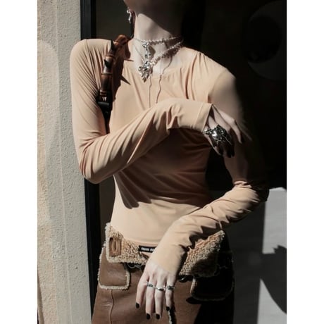 Ribbon necklace