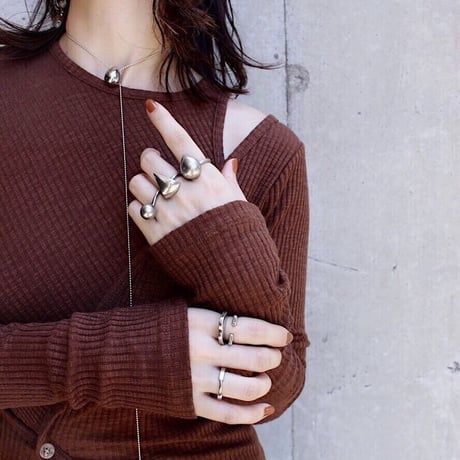 Metal stone ring