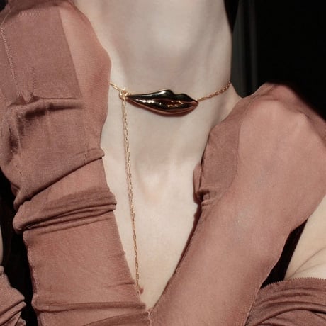 Lip motif necklace【Exclusive item】
