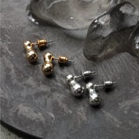 Metal small pearl pierce