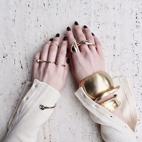 Horn bloom bangle