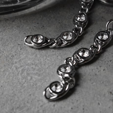 Dark metal earing cuff