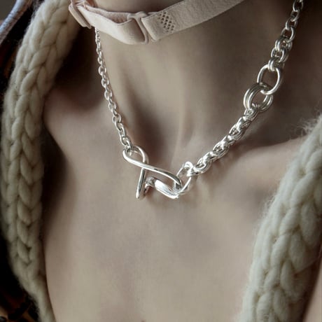Stream necklace