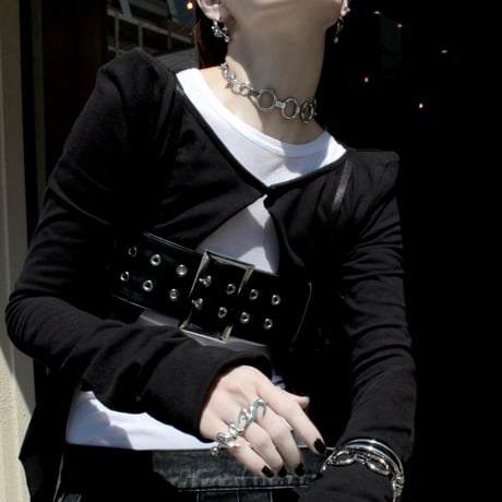 Innocent spike necklace