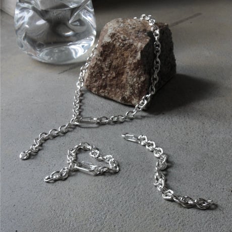 Flitter clip bracelet