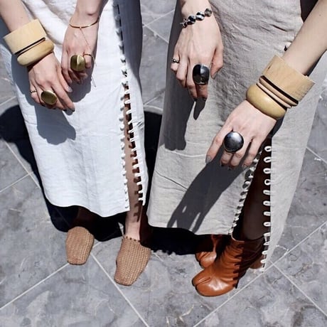Dead stock motif ring