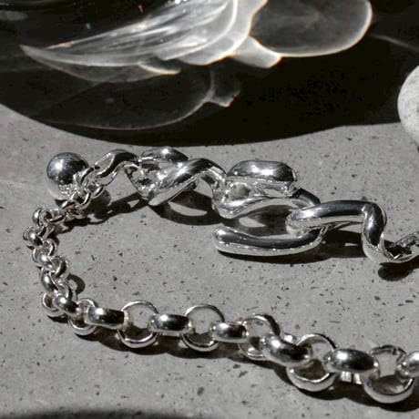 Rose hook bracelet