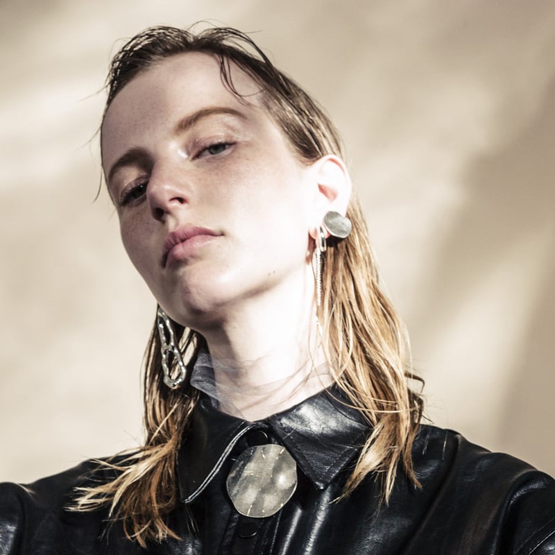 1388 PIERCE 個性的ピアス シルバー 大ぶり モード サブカル アクセ Bit motif pierce | Soierie Online Store