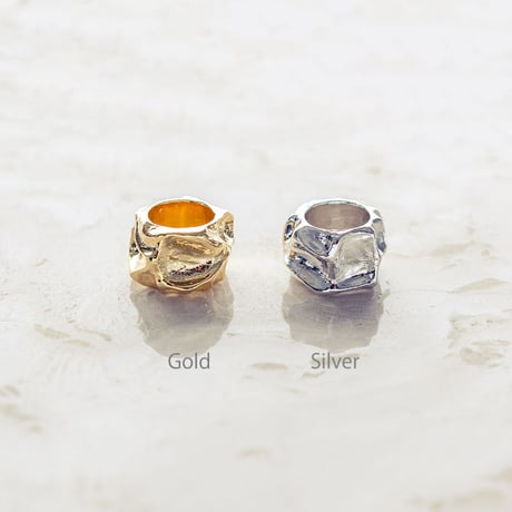 Drape pinky ring
