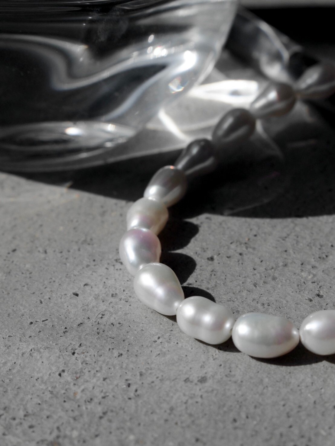 Clip frame pearl necklace | Soierie Online Store