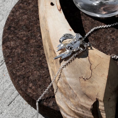 Ribbon necklace