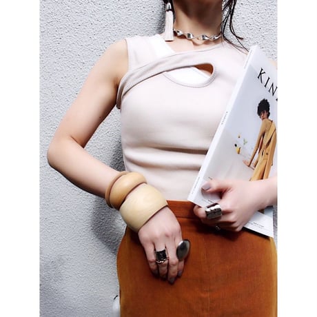 Helix choker