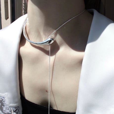 Metal art snake choker