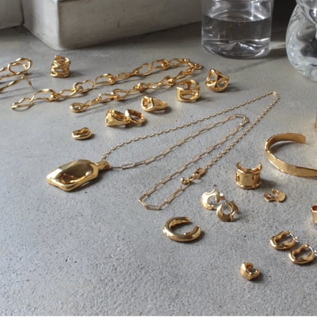 Connect loop necklace