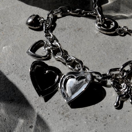 Innocent heart bracelet