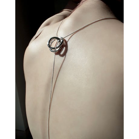 Metal art short necklace