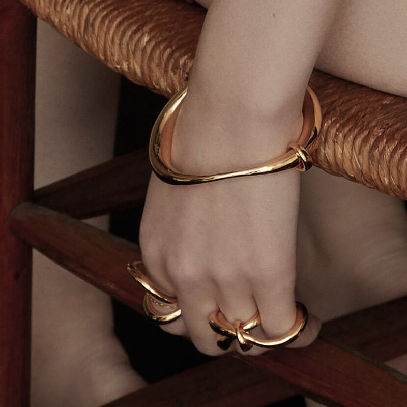 【新品未使用】soierie ソワリー　バングル Clarity coil bangle (one color) | Soierie Onlin
