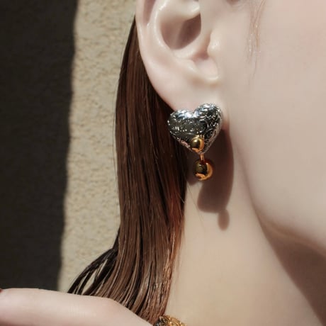 Heart barbell pierce