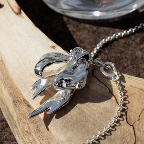 Ribbon necklace