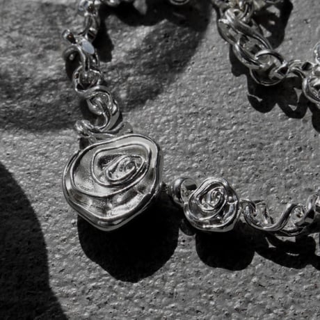 Rose fig bracelet