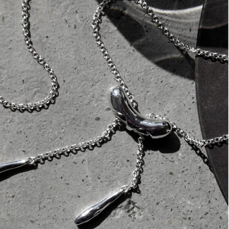 Drop loop bracelet