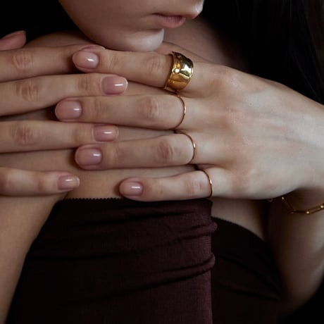 norme dew wide ring / SV925＋Gold Plated