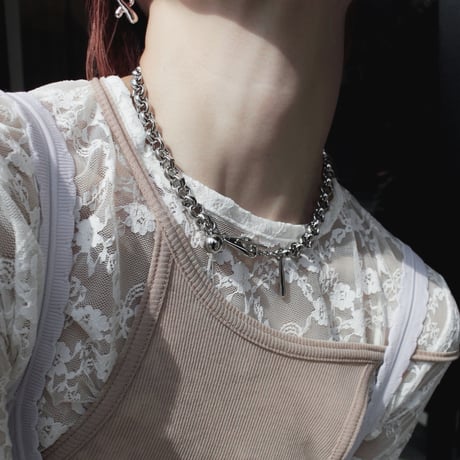 Collar necklace