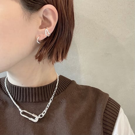 Vine hoop pierce (one color)