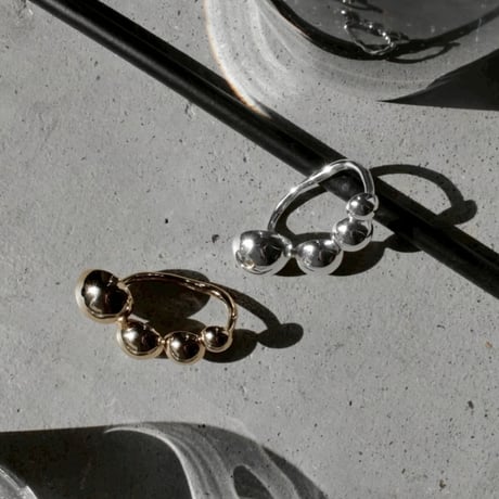 Pome motif w ring