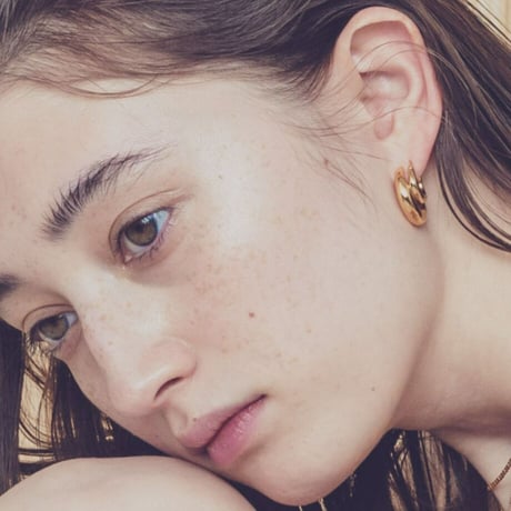 norme sleek earing / SV925＋Gold Plated