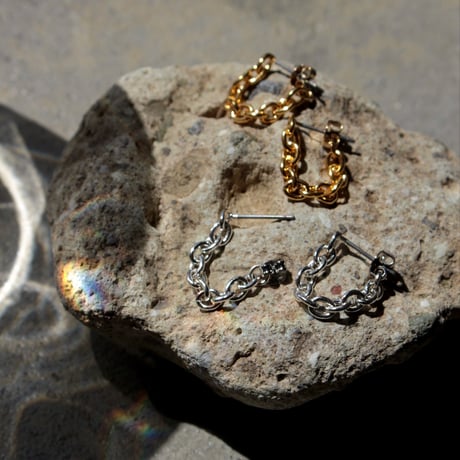 Vintage chain pierce