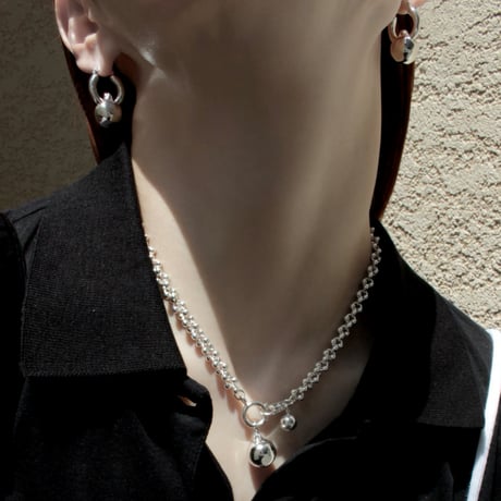 Pome hoop pierce