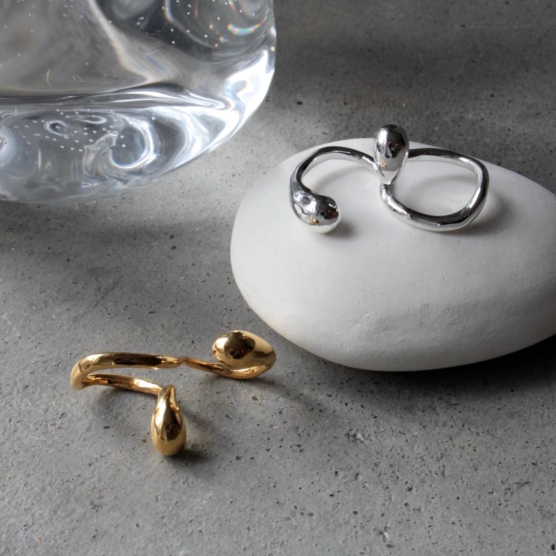 Metal art stand ring (one color) | Soierie Onli