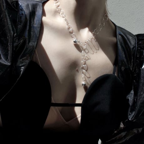 Halo vine necklace
