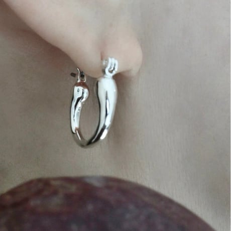 Metal art hoop pierce (one color)