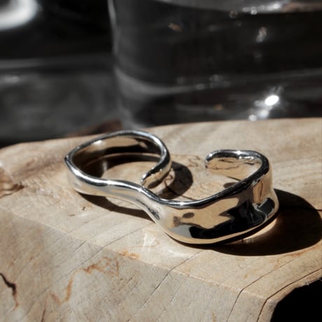 Ribbon cloth w ring