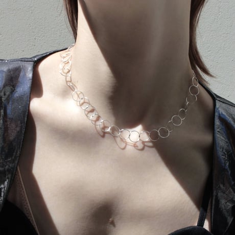 Halo vine necklace