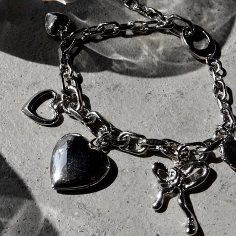 Innocent heart bracelet