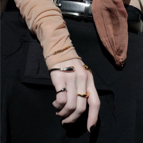 Metal art palm cuff (mix color)