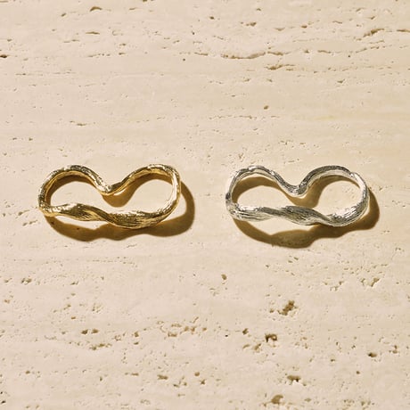 Hair art w ring