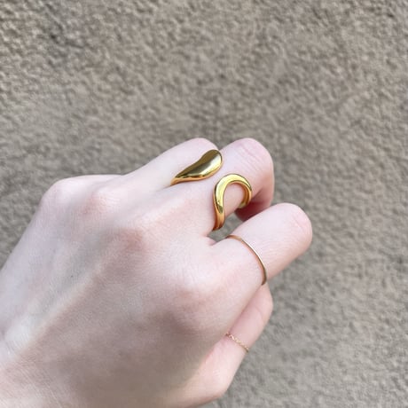 Clicker earcuff ring (one color)