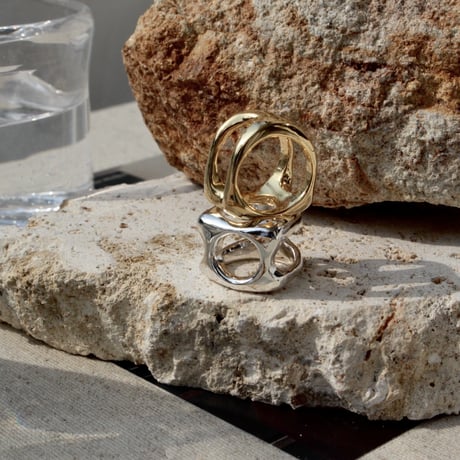 Flower cell square ring (gloss)