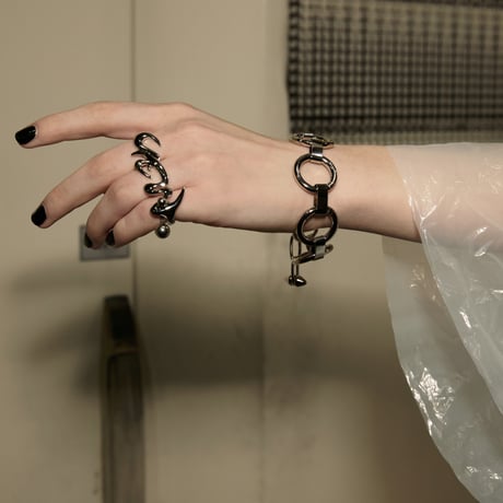 Innocent spike bracelet
