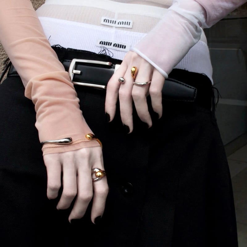 Metal art palm cuff (mix color) | Soierie Onlin
