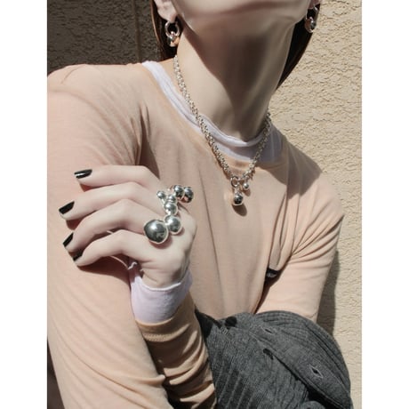 Pome motif w ring